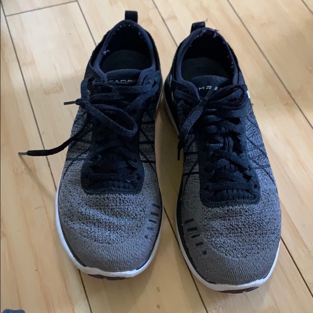 Under Armour Tennis Shoes